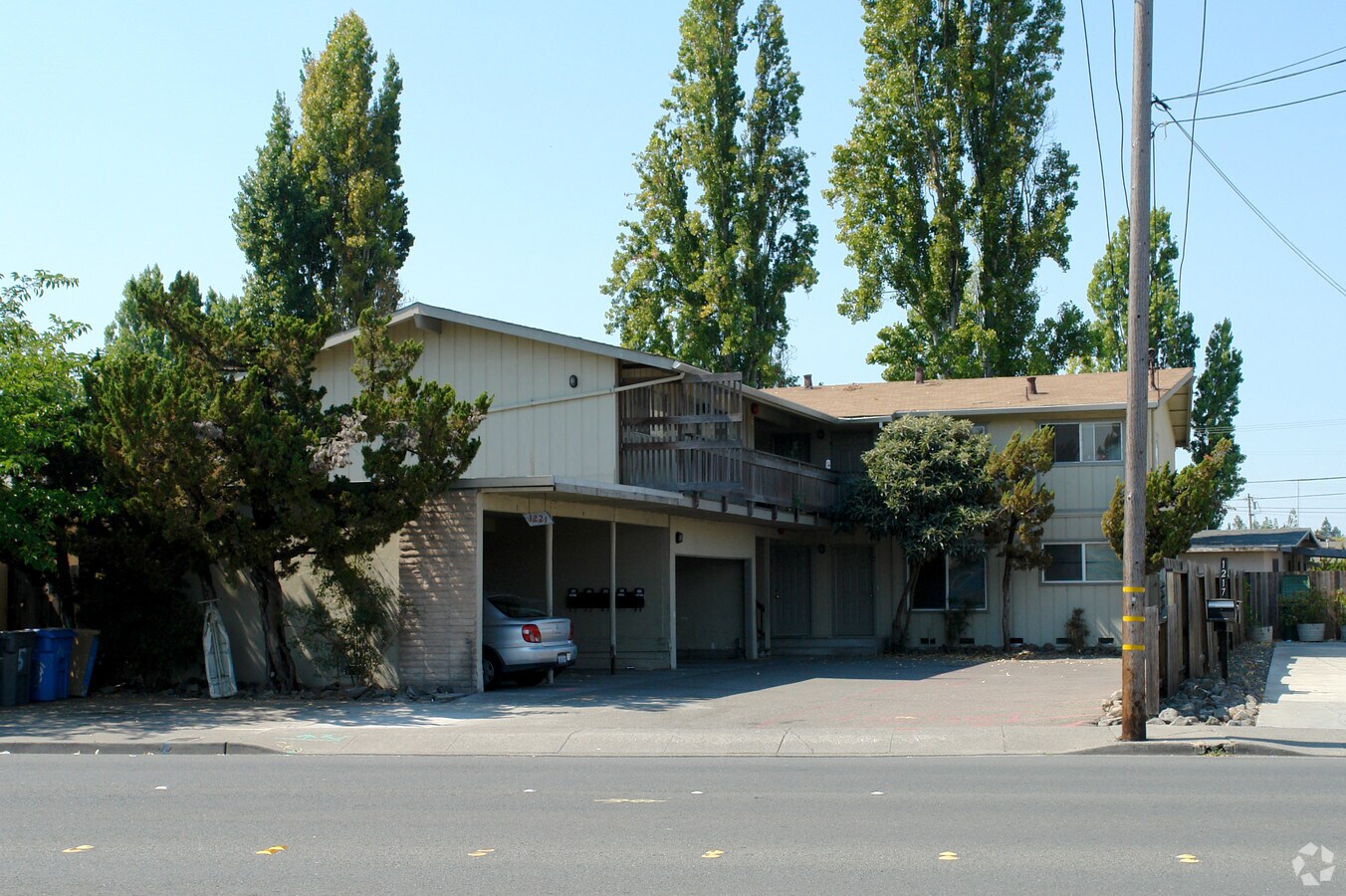 Photo - 1221 Yulupa Ave Apartments