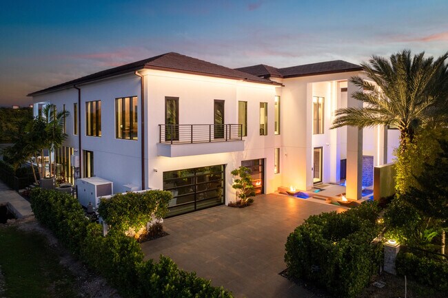 Photo - 2934 NE 8th Ave