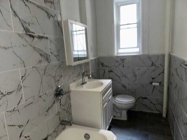 Photo - 804 Avenue C Unit 8
