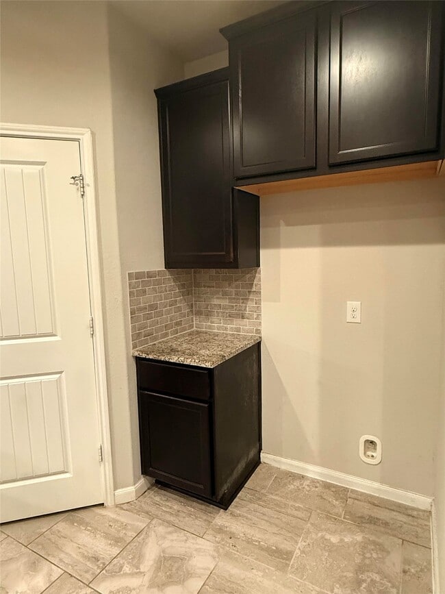 Photo - 29311 Kellys Falls Ct