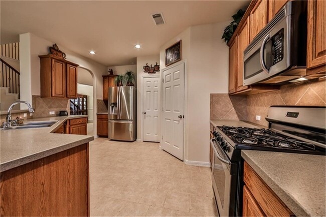 Photo - 4502 Aspen Leaf Ln