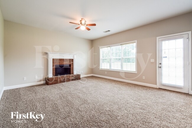 Photo - 6303 Spring Cove Dr
