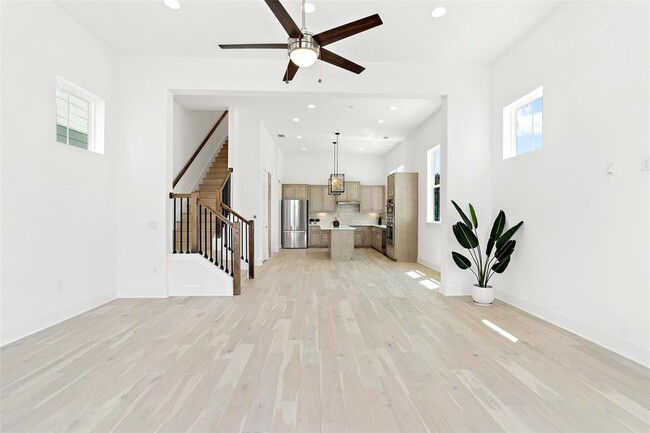 Photo - 4505 Grassland Dr