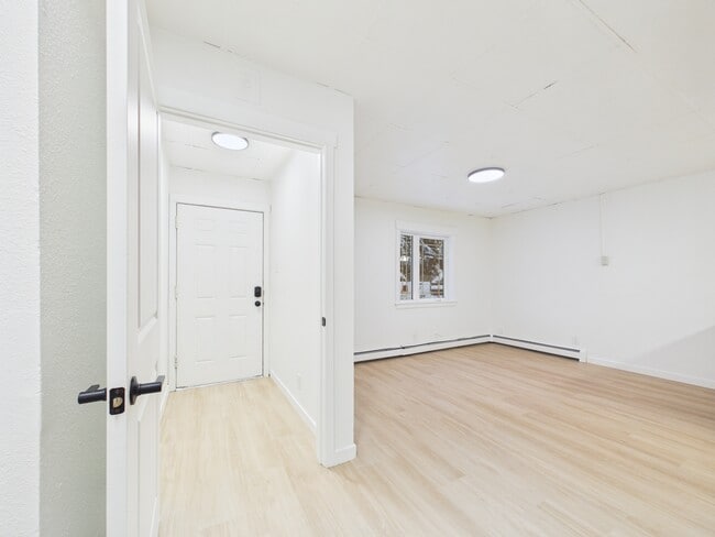 Photo - 913 Gilmore St Unit I