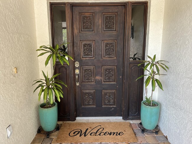 Photo - 410 Rio Casa Dr S