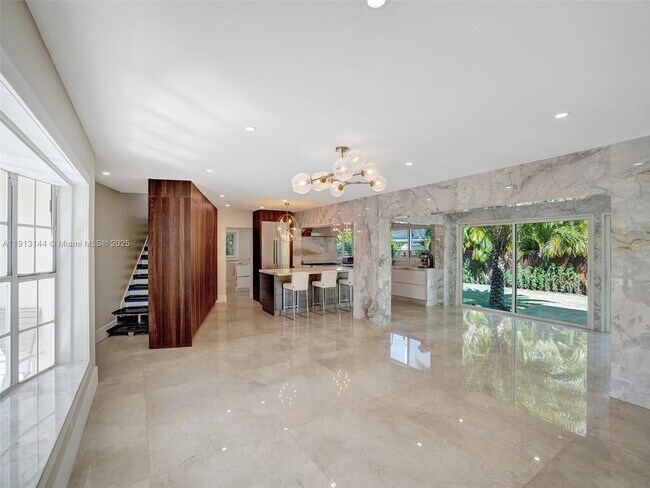 Photo - 2421 NE 7th Pl