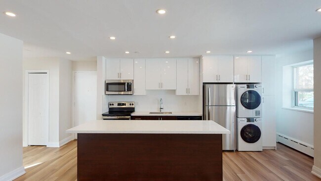 Photo - 155 Lake Shore