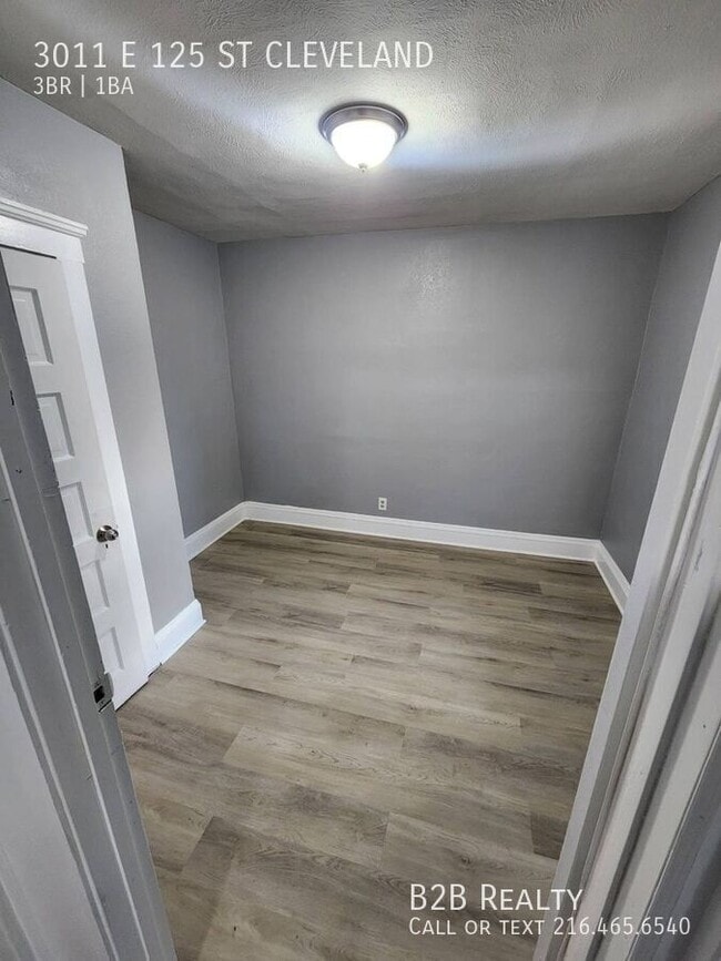 Photo - 3011 E 125th St