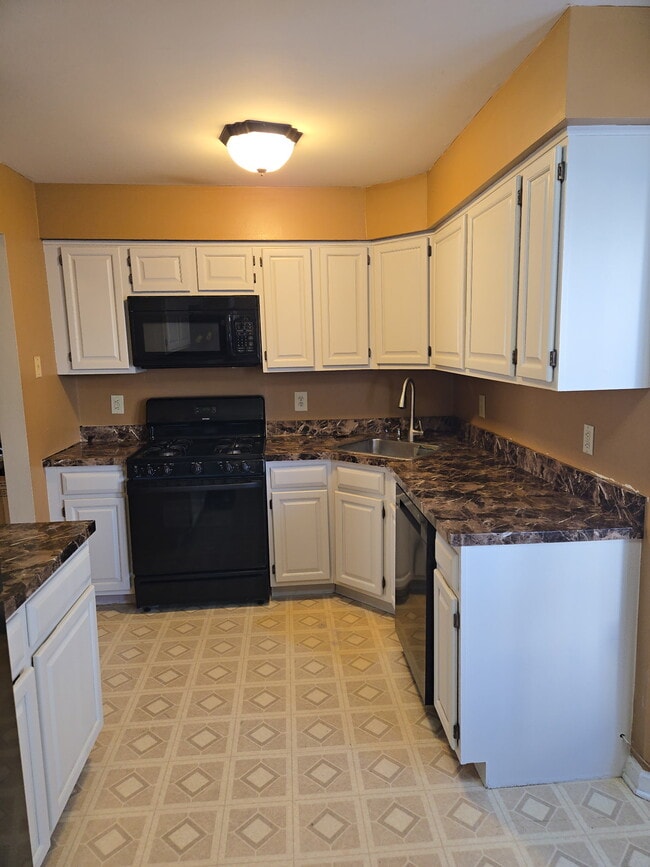 Photo - 1301 Sabrina Ln Unidad 1301