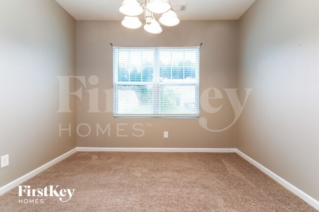 Photo - 336 Alexander Ln