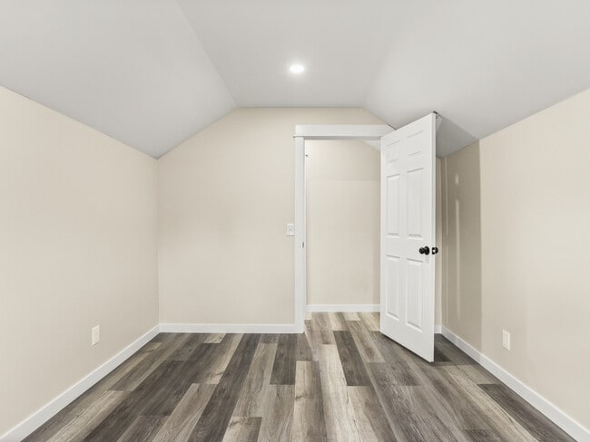 Photo - 2221 NE 9th Ave