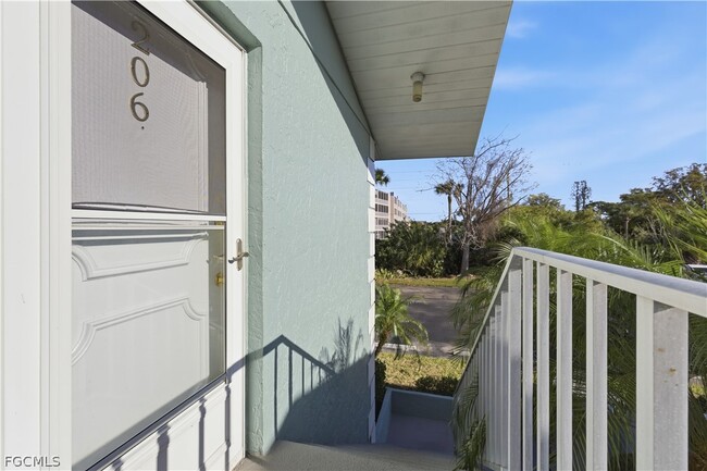 Photo - 8109 Country Rd Unit 206