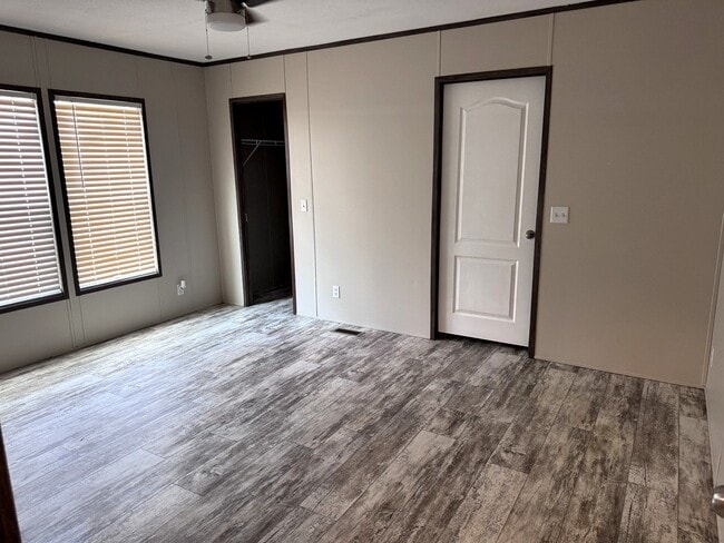 Photo - 25 County Rd 3893 W