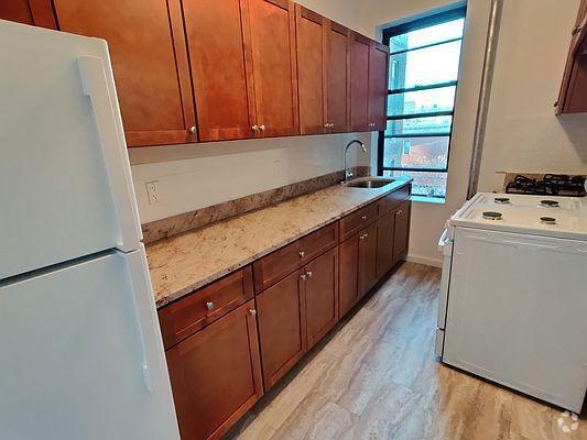 Building Photo - 0 bedroom in BRONX NY 10456 Unit 5B Rental