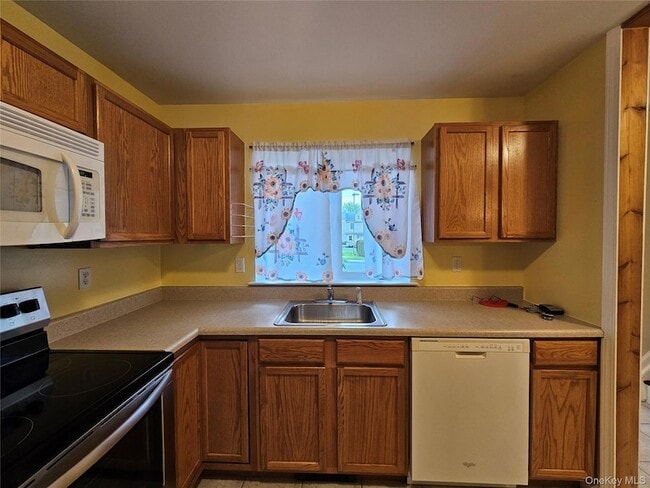 Photo - 100 Boniface Dr Unit 15D