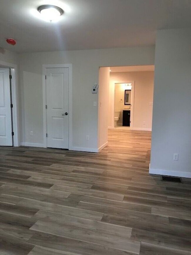 Photo - 26 Cedar St Unidad 1st Floor