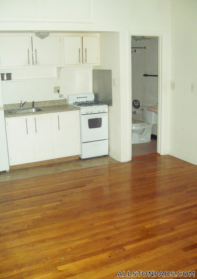 Photo - 153 Brighton Ave Unidad 1