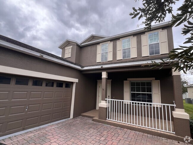 Building Photo - BEAUTIFUL 4 BEDROOM 3.5 BATHS HOME 2571 SQ...