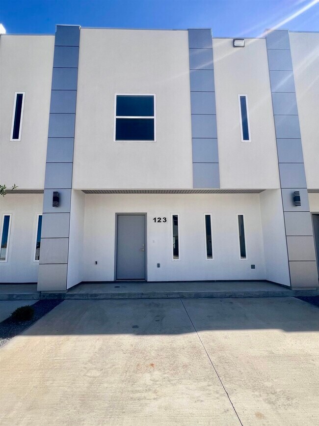 Photo - 1011 Emerald Valley Dr Unit 123
