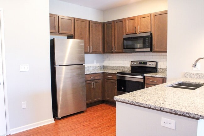 Photo - 3201 Redhawk St Unit 03-208