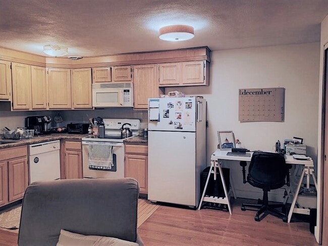 Photo - 443 Washington St Unit 201