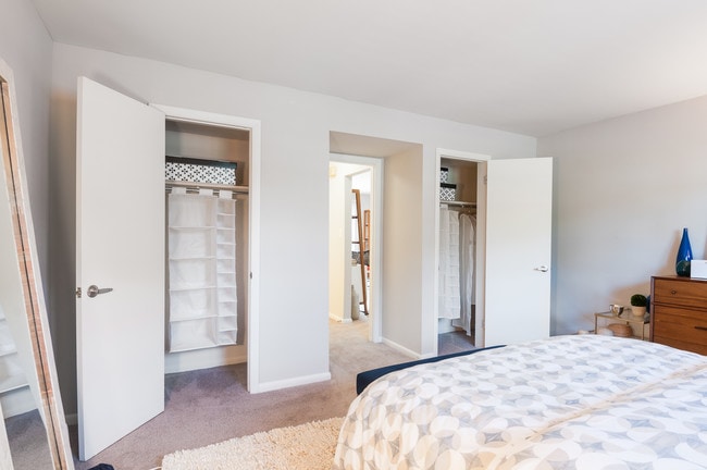 One Bedroom - Metropolitan Marlton