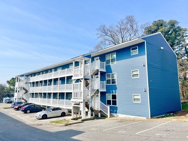 Photo - Pelican Dock Apartments