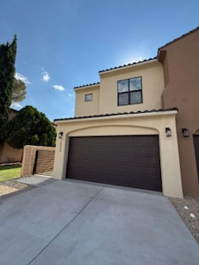 Building Photo - 1003 N Armijo St Rental