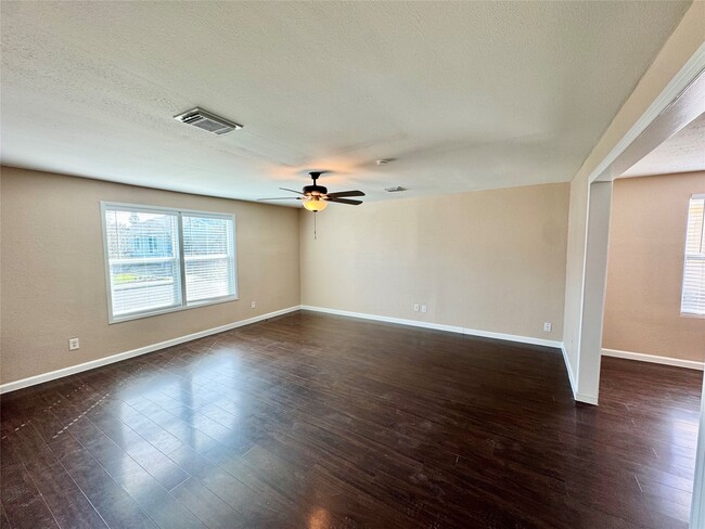 Photo - 3714 Avenue S 1/2