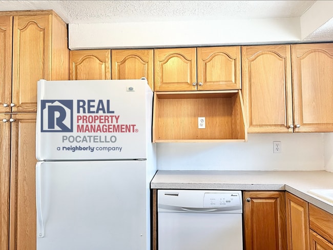 Photo - Spacious 4 Bed / 2 Bath Duplex | Garage + Split-Level Layout | Pet Negotiable