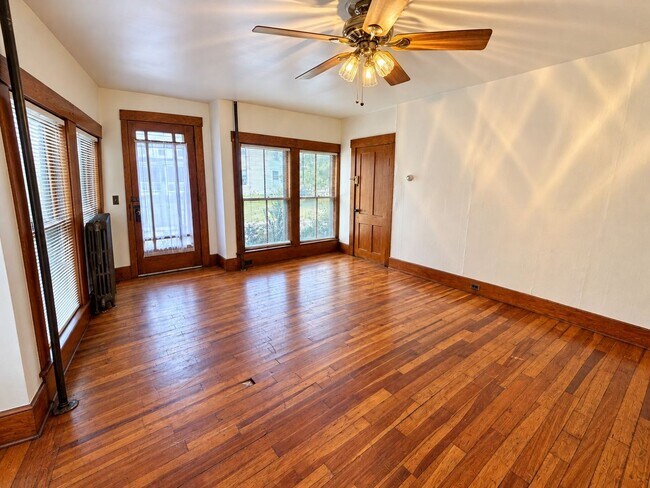 58 Oak St Unit 1