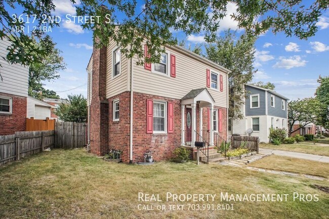 Photo - 3617 2nd St S