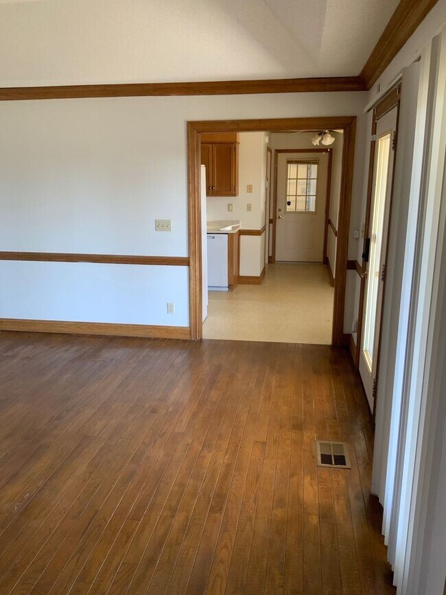 Photo - 971 Manningham Rd