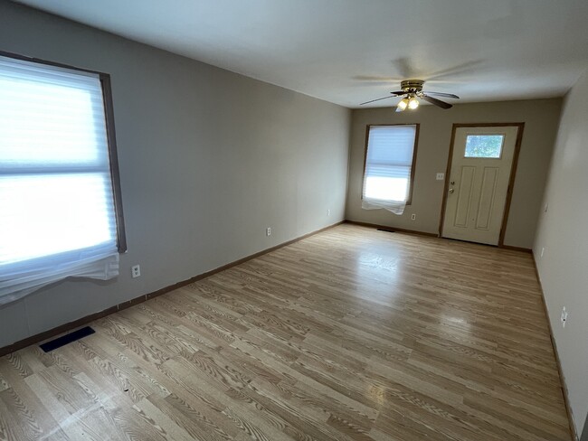 Photo - 1019 Grove St