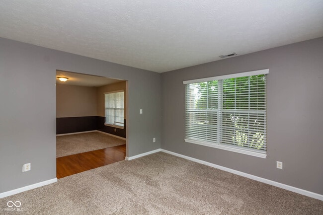 7646 Sand Run Ct
