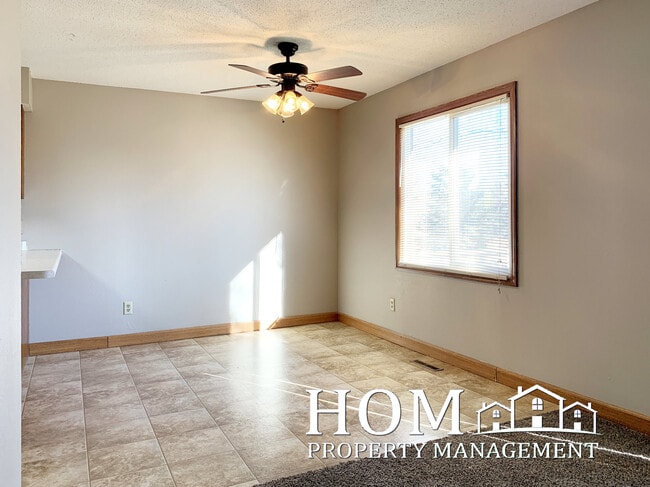 Photo - 127 Sandpiper Dr