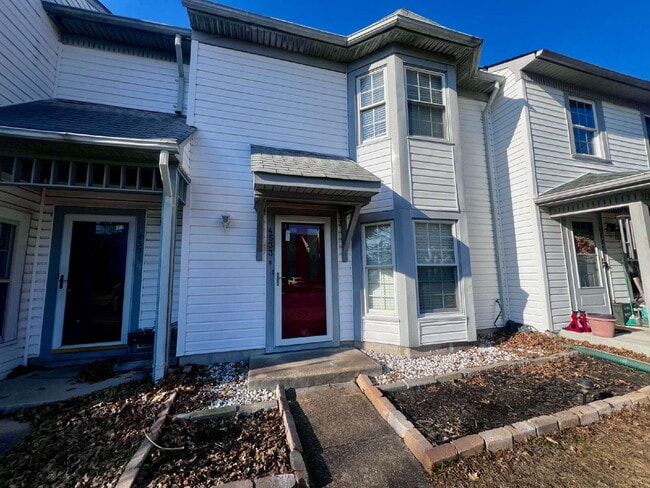 Photo - Charming Townhouse in Kempsville Lakes