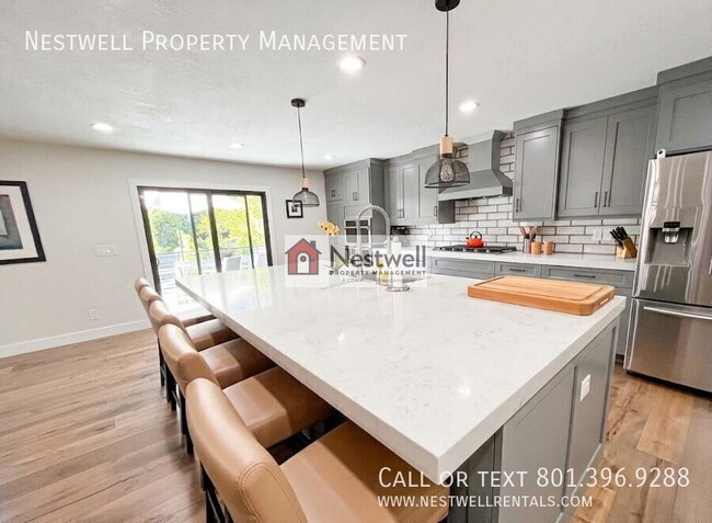 Photo - 1497 E Federal Heights Dr