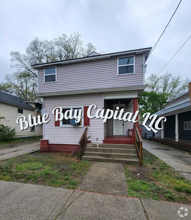 Building Photo - 218 Amity Ave Unit #2 Rental