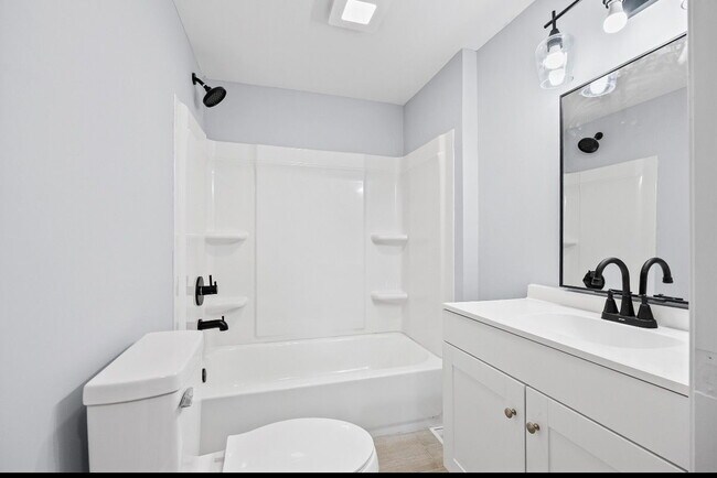 Photo - 3 Bed and 2 Bath Single Family Residence in Settlersway Lane