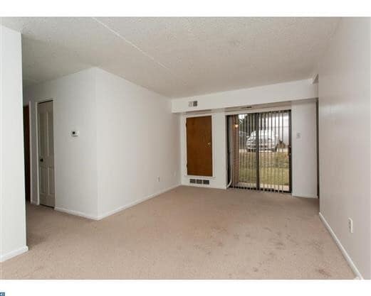 Building Photo - 3301 Valley Dr Unit 3301 Rental