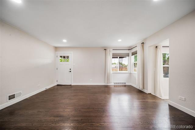 Photo - 2395 S Irving St