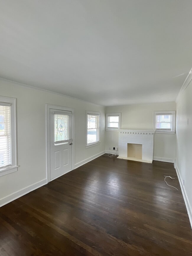 Photo - 230 W 73rd Terrace
