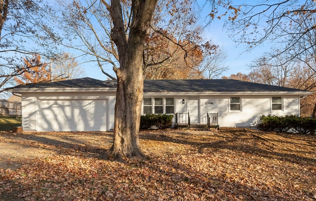 Building Photo - For Rent – Beautifully Renovated 4 Bedroom, 2 Bath Home