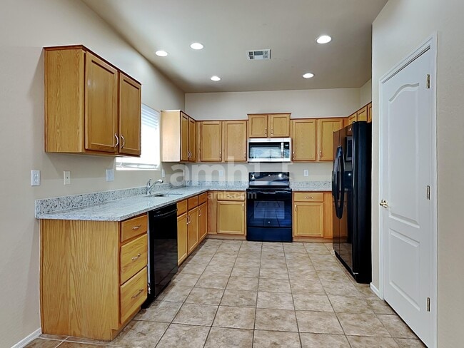 Photo - 683 S 221st Dr