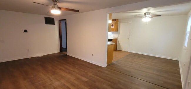 Photo - 1210 Carson Dr