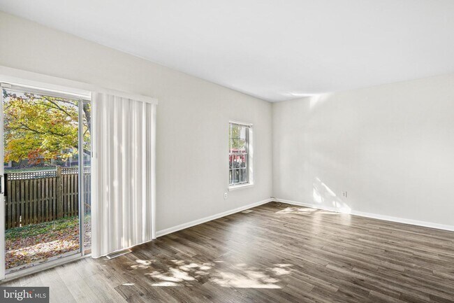 Photo - 14805 Ashford Pl