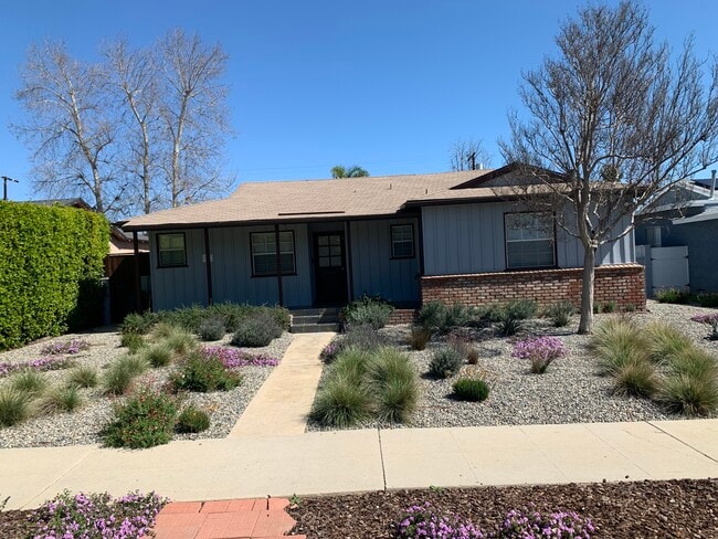 Photo - 8956 Swinton Ave Casa