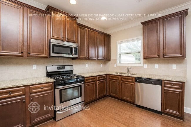 Photo - 3827 Lake Haven Way