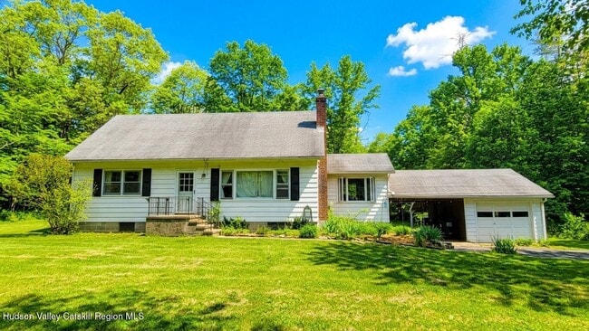 Photo - 97 Ruby Rd